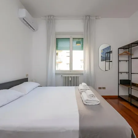 Ihost - Bergamo 12 Apartmán *