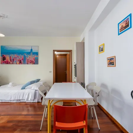 Ihost - Bergamo 12 Milán