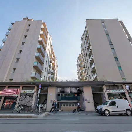 Ihost - Bergamo 12 Apartmán *